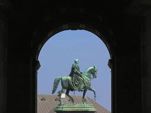 König Johann Denkmal
